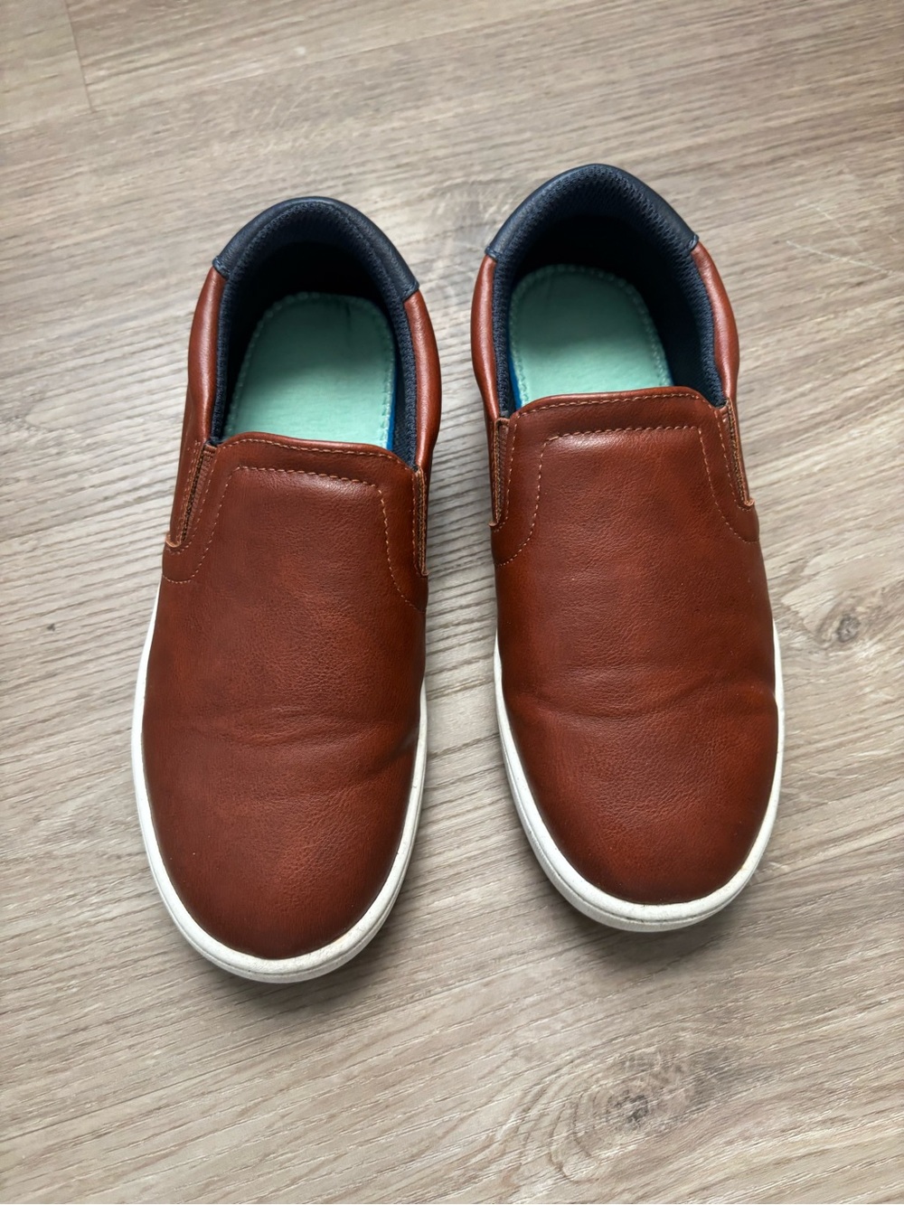 Dr. Scholl’s Slip-On Brown Casual Shoes Size 2